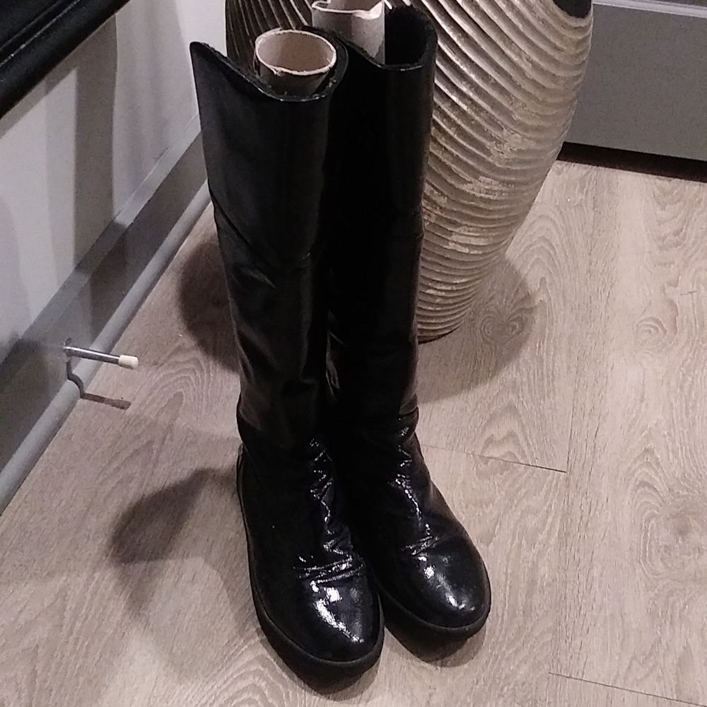 Micheal Kors Patent Leather Rain Boots